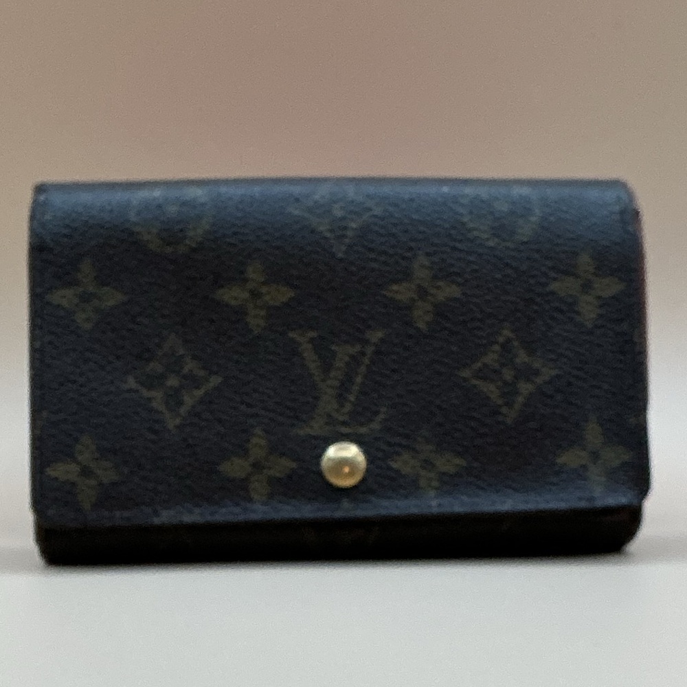 Louis Vuitton Porte Monnaie Tresor Monogram Wallet. Vintage